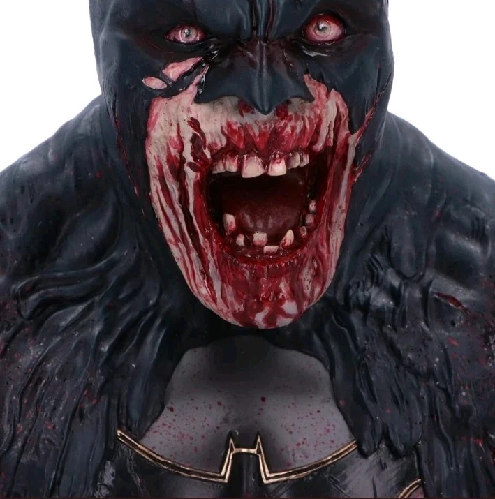 Nemesis Now - Batman DCeased Zombie Bust - 29cm - Image 6